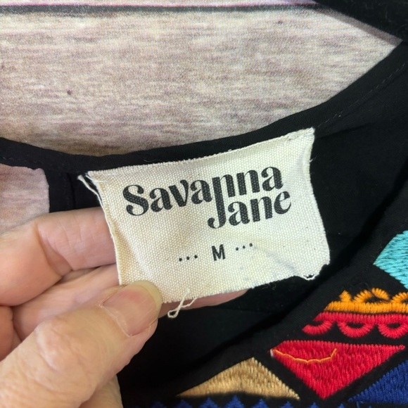 Savanna Jane Medium Embroidered Geometric Shirt Black Multicolor F2 - Picture 3 of 6